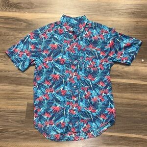VINEYARD VINES Tropical Blue and Red Shirt